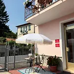 Momora Aparthotel 3*