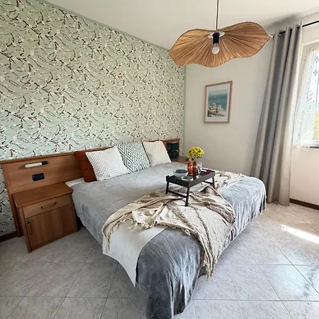 Momora Apartmanhotel Bardineto